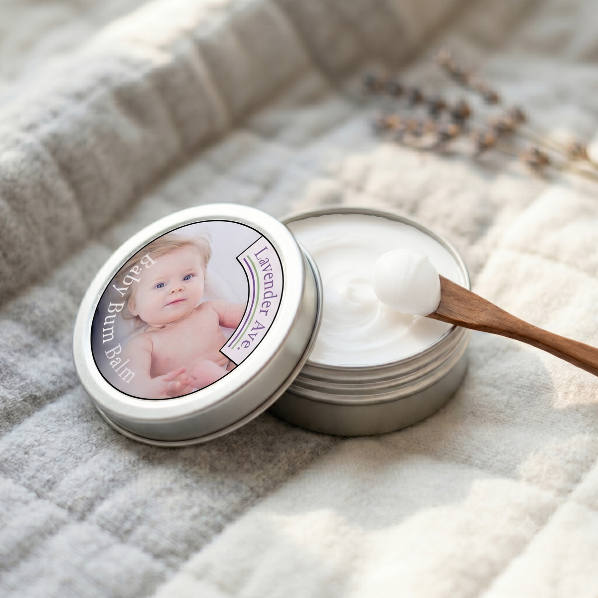 Lavender Avenue Baby Diaper Cream uses only pure and natural ingredients. We know that what goes on your baby's skin matters. We use only the highest grade (USP) Zinc Oxide blended with skin loving butters and botanical extracts in our diaper cream to offer your baby the best protection naturally.